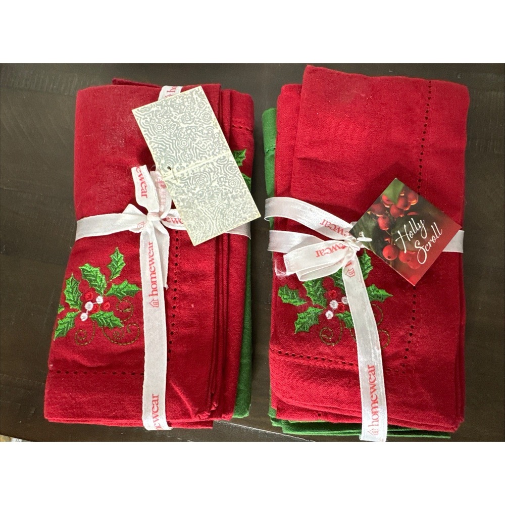 Homewear Holly Scroll 18" x 18" Napkins, Embroidered  Two Sets of 4/ 8